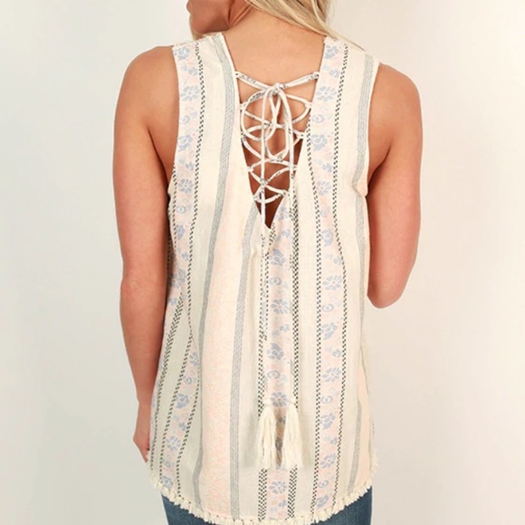 Altar’d state women’s sleeveless blouse - Picture 4 of 16